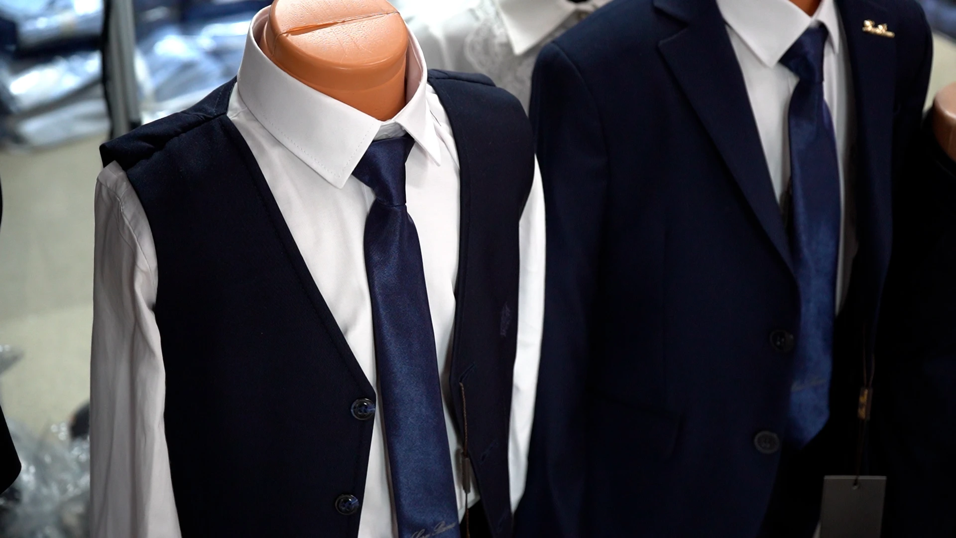 В Казахстане запустили петицию за отмену школьной формы